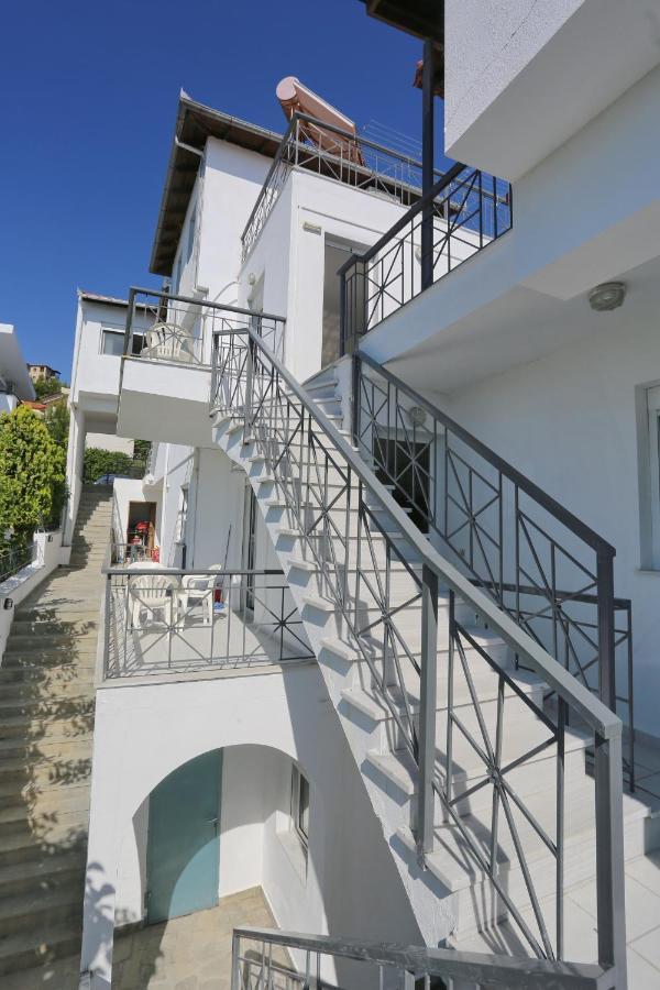 Maison Ciel Agia Paraskevi  Buitenkant foto