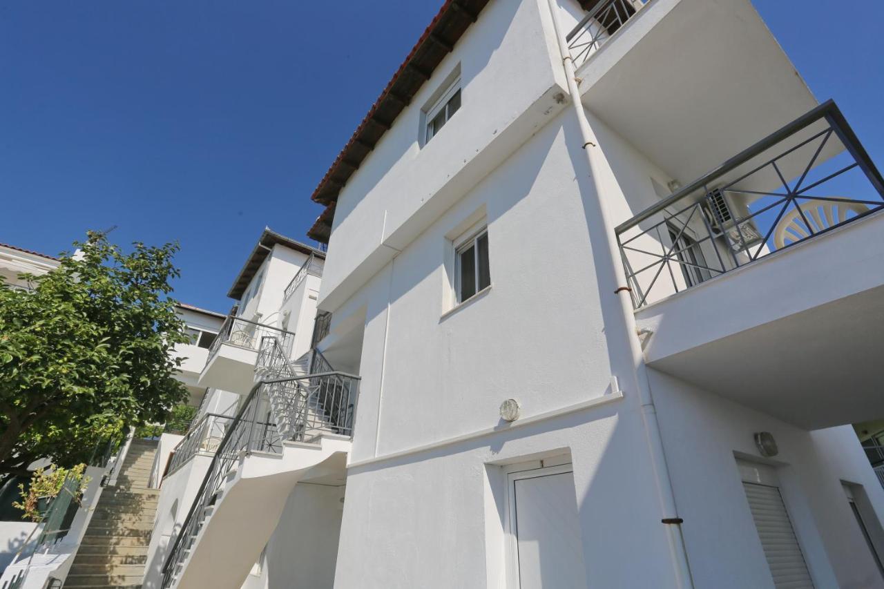 Maison Ciel Agia Paraskevi  Buitenkant foto