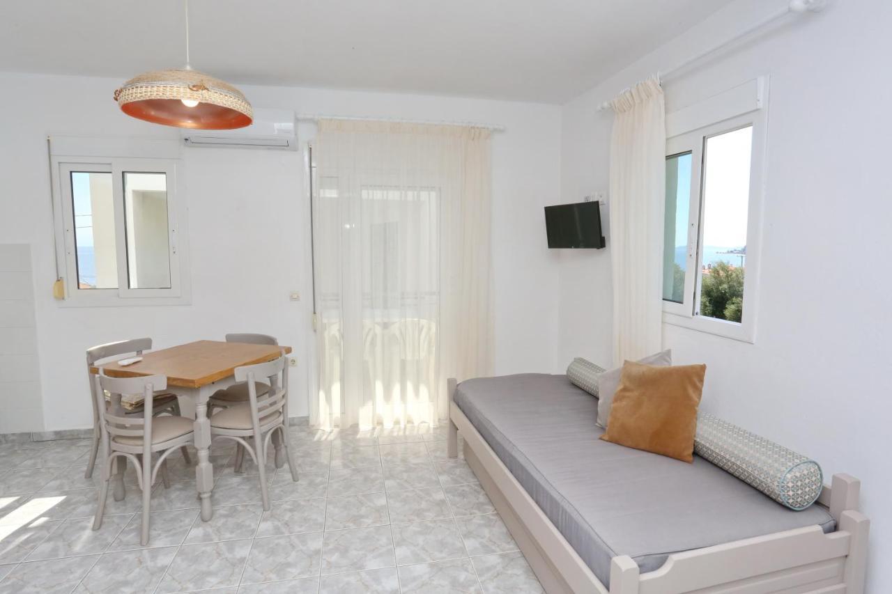 Maison Ciel Agia Paraskevi  Buitenkant foto