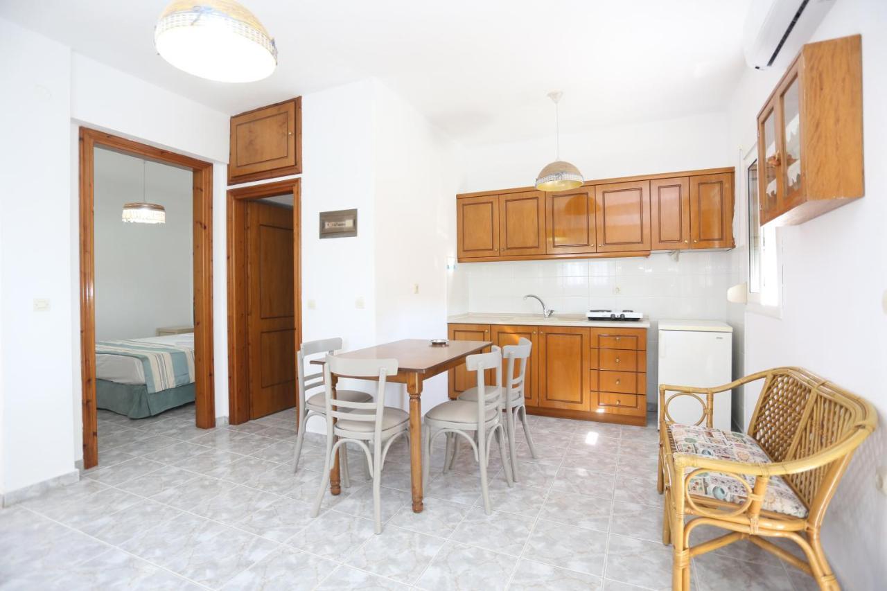 Maison Ciel Agia Paraskevi  Buitenkant foto