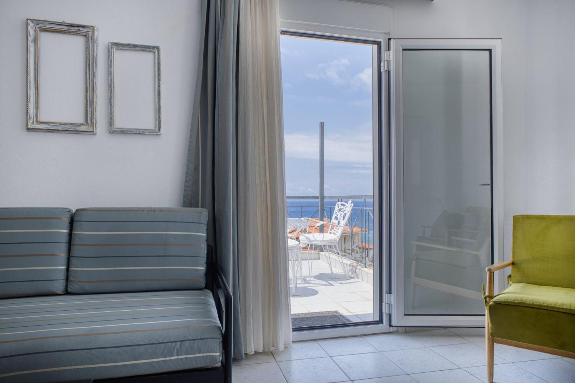 Maison Ciel Agia Paraskevi  Buitenkant foto
